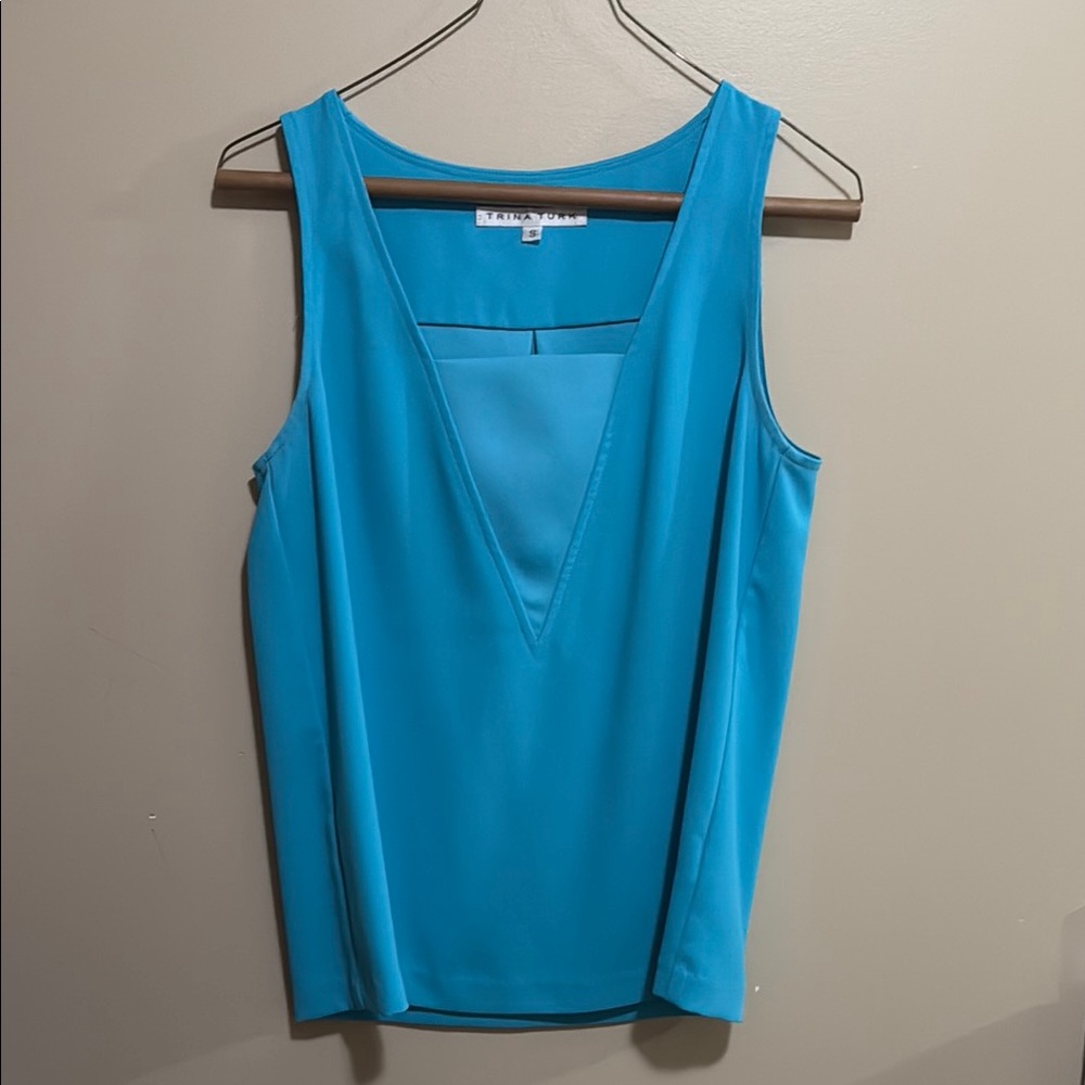 Trina Turk Blue V-Neck Sleeveless Tank Top